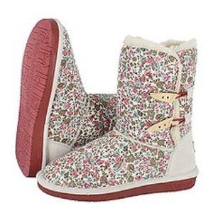 Bear Paw Floral Print Boots